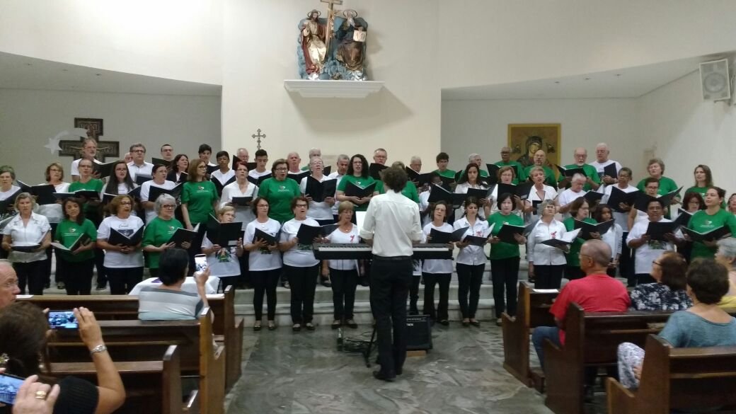 CORAL-CANTOS-DA-ILHA-GRUPO